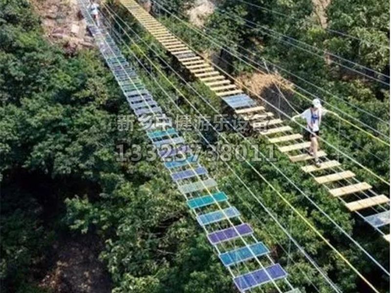 戶(hù)外拓展還是要選步步驚心項(xiàng)目！